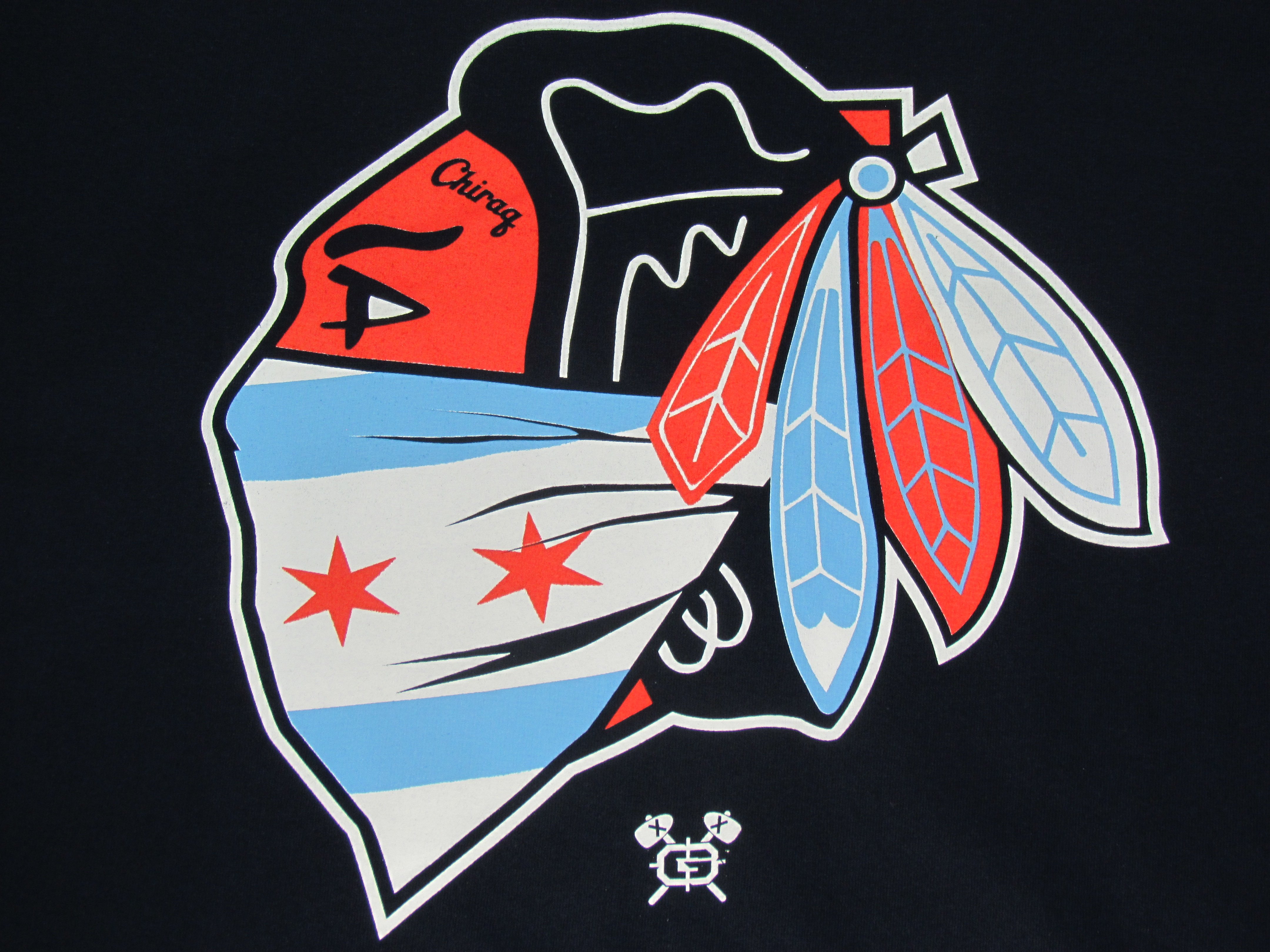 BLACKHAWKS CHICAGO FLAG NAVY TEE Laced Up Chicago