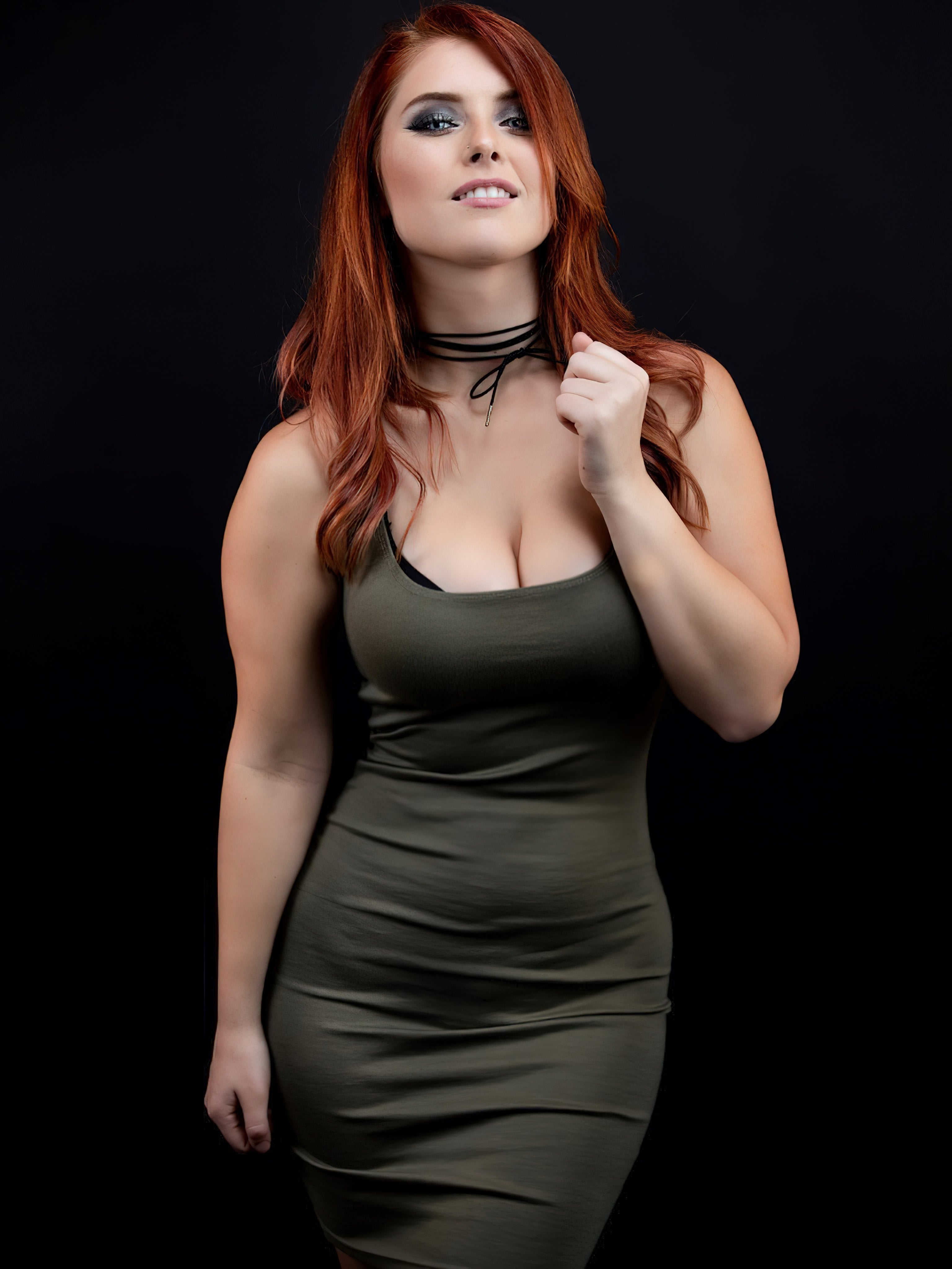 Brandi Throwback Wallpaper