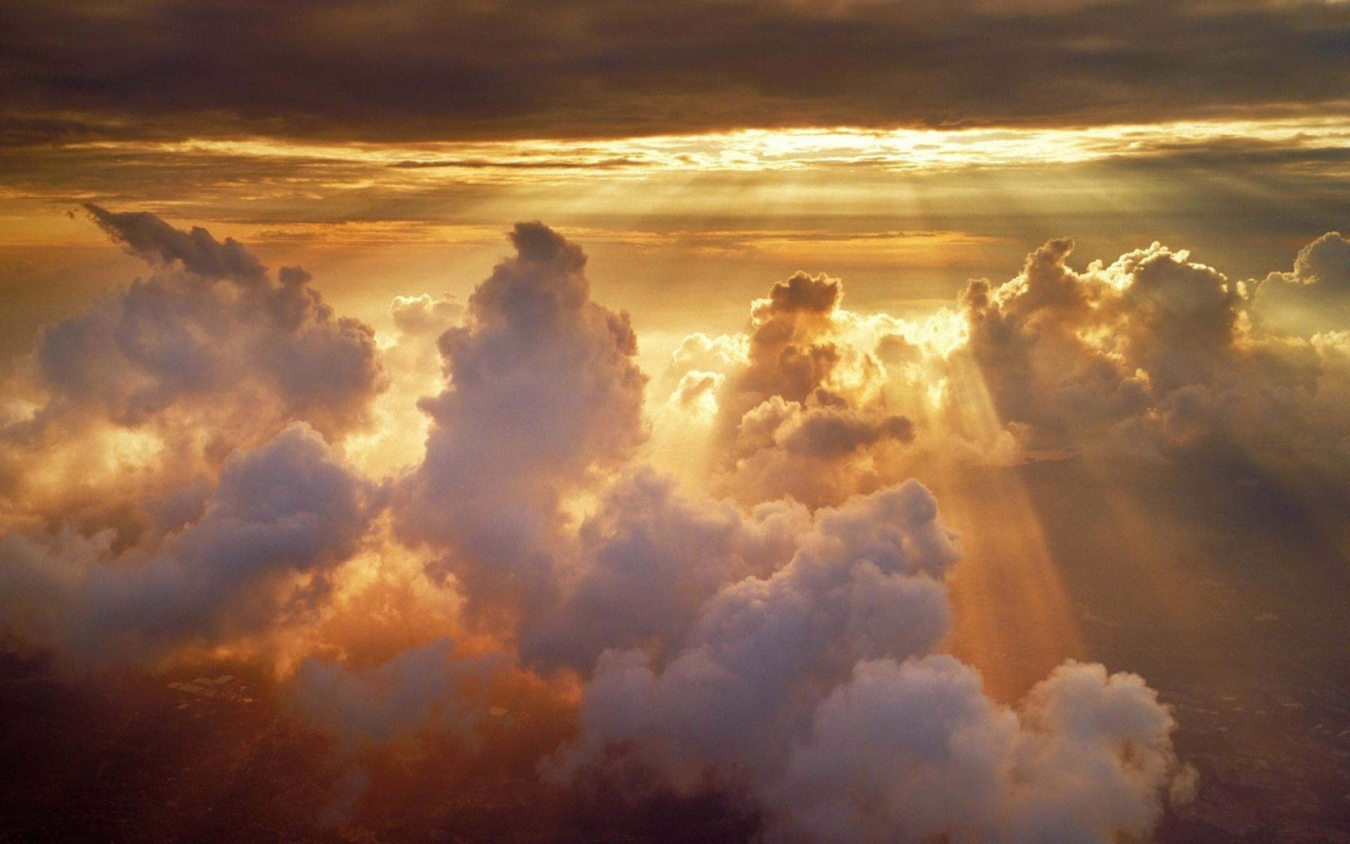 Clouds Sun Heavenly Wallpaper