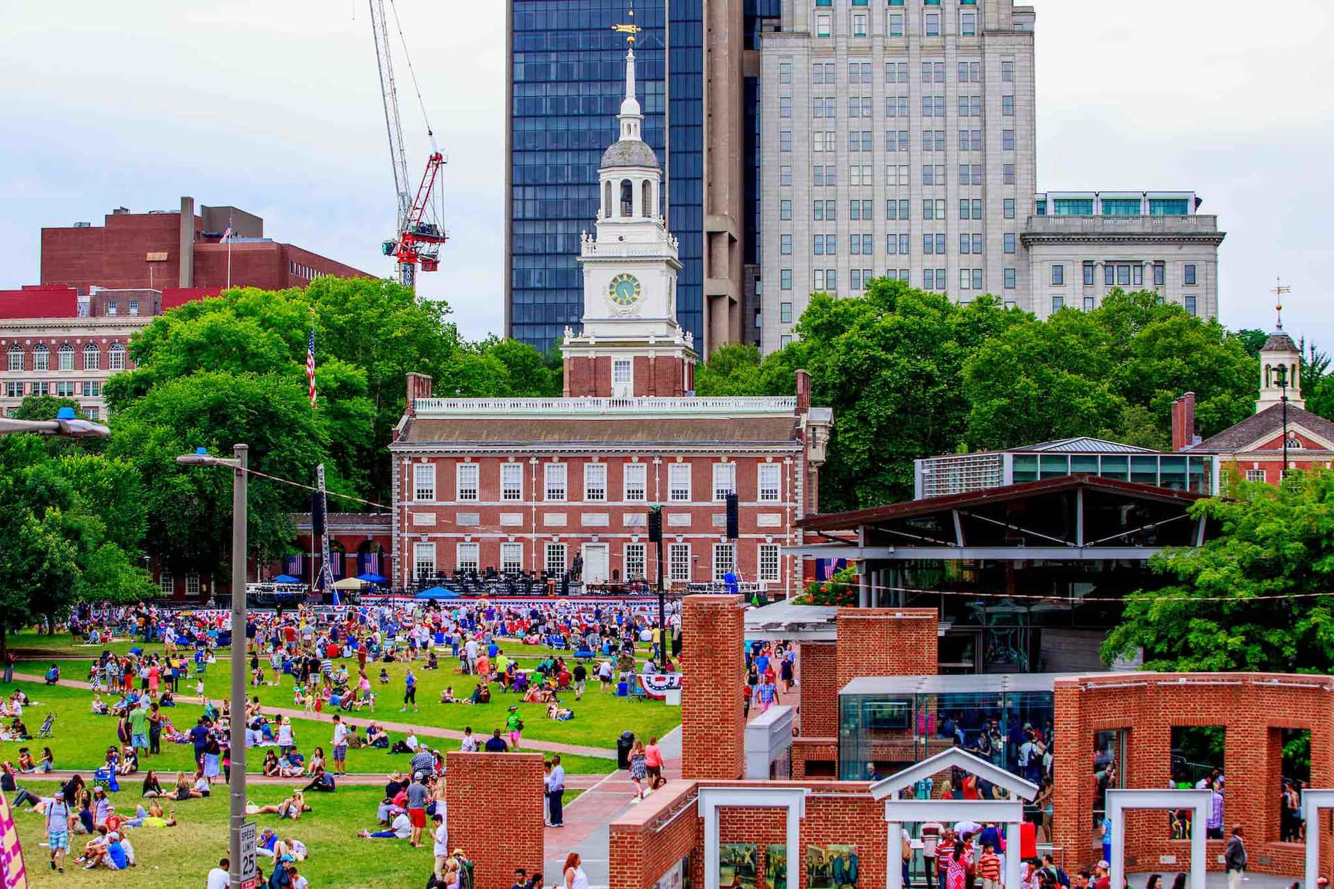 Independence Hall Park Gathering Wallpaper