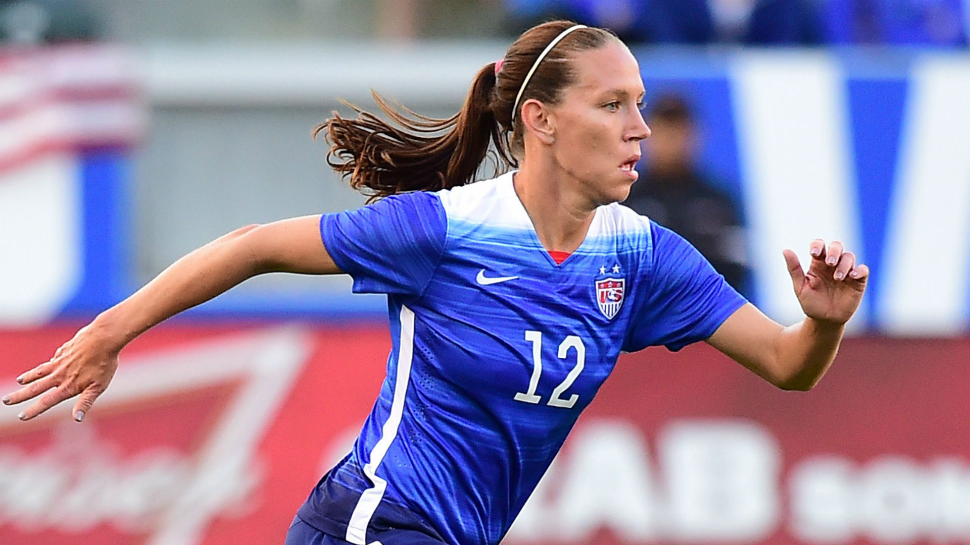 Lauren Holiday Announces Retirement From Usnwt