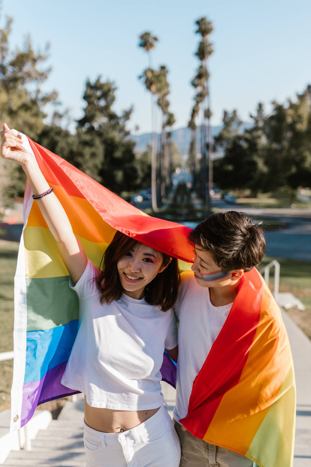 Lesbian Girl Couple In Flag 8Jqpmzjr1Bziuybt Wallpaper