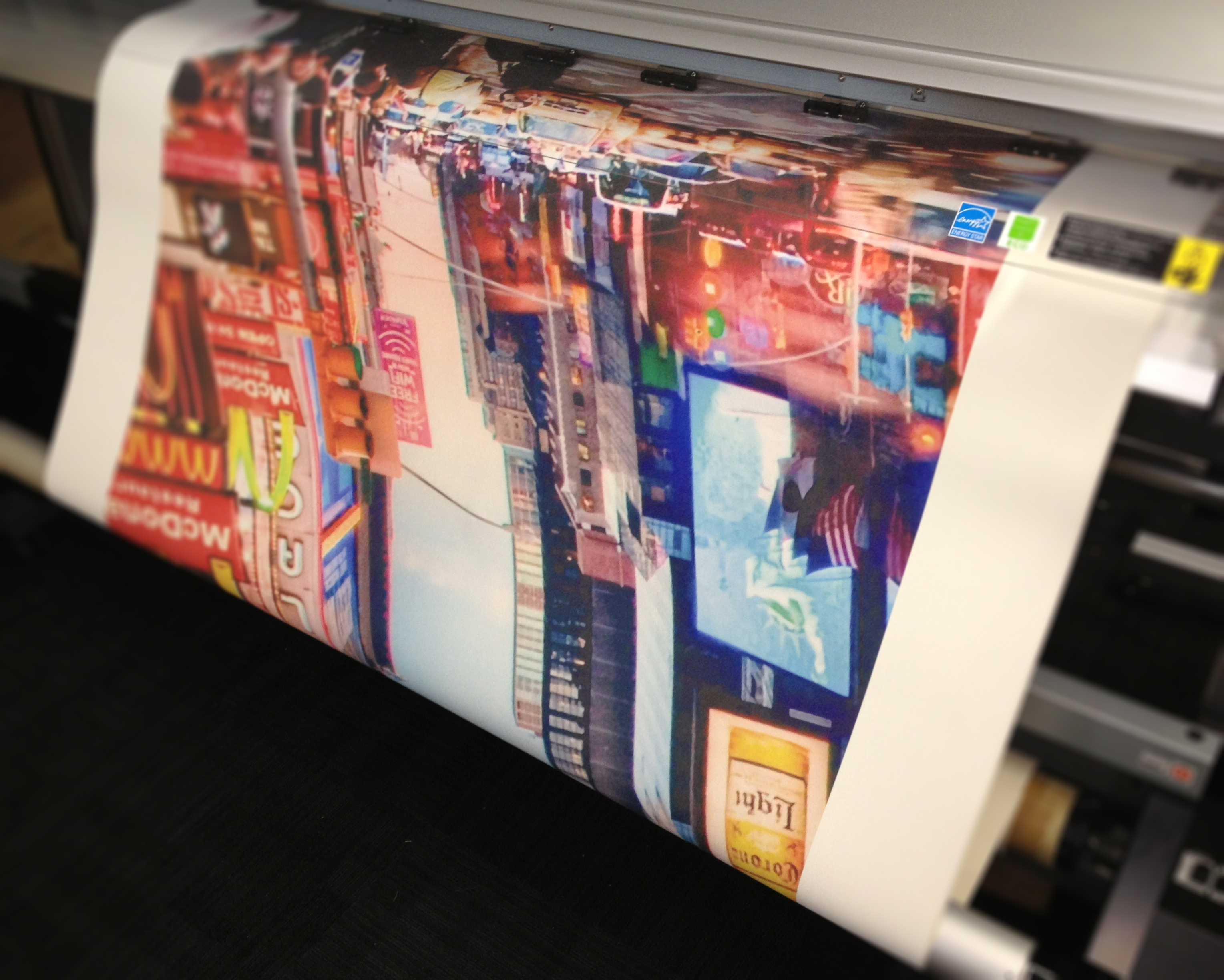 New York Wallpaper Being Printed On Roland Rs640