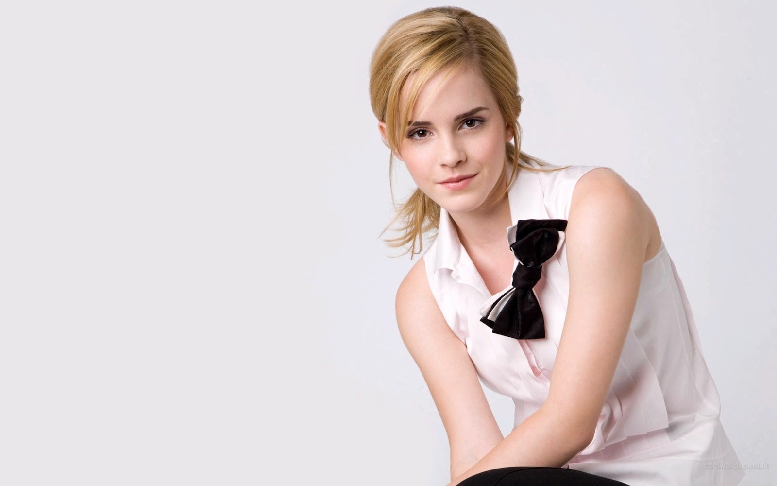 Emma Watson HD Wallpaper It S All About