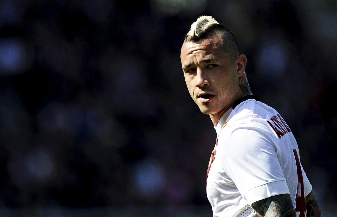 Roma Sport Director In London For Talks About Nainggolan