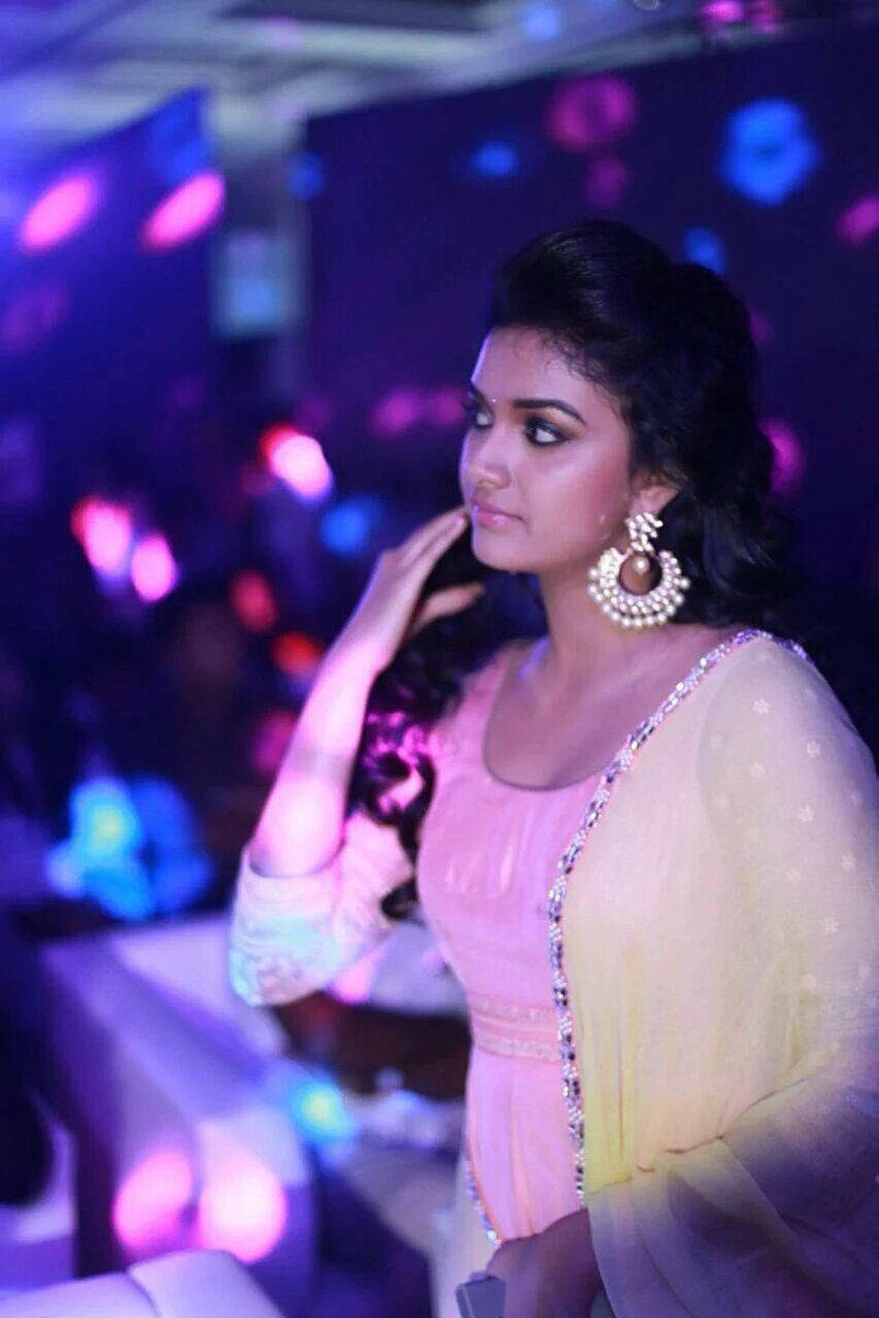 Keerthi Suresh HD Wallpaper