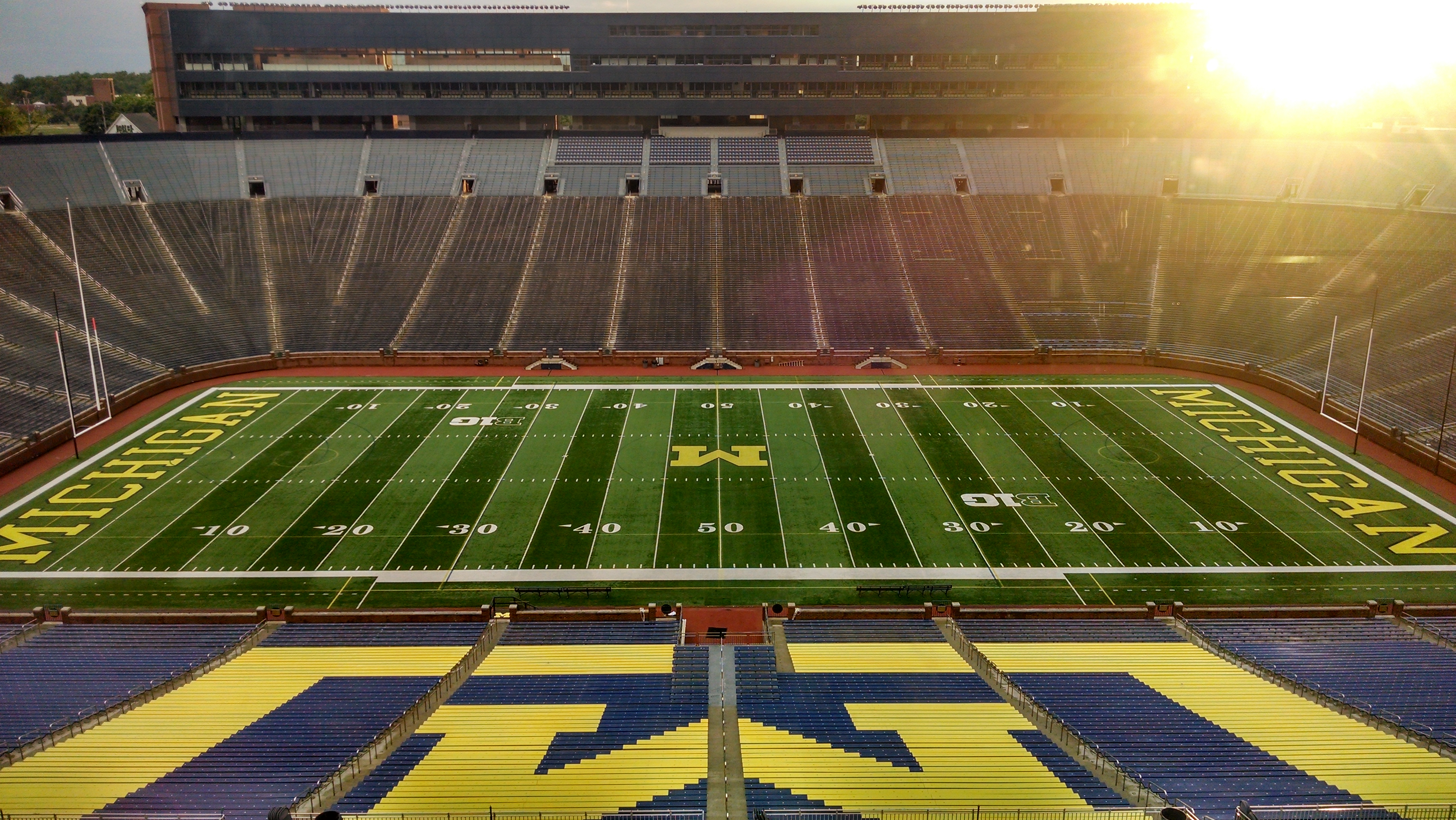 Its Helps Improve Cell Coverage At The Big House Michigan It News
