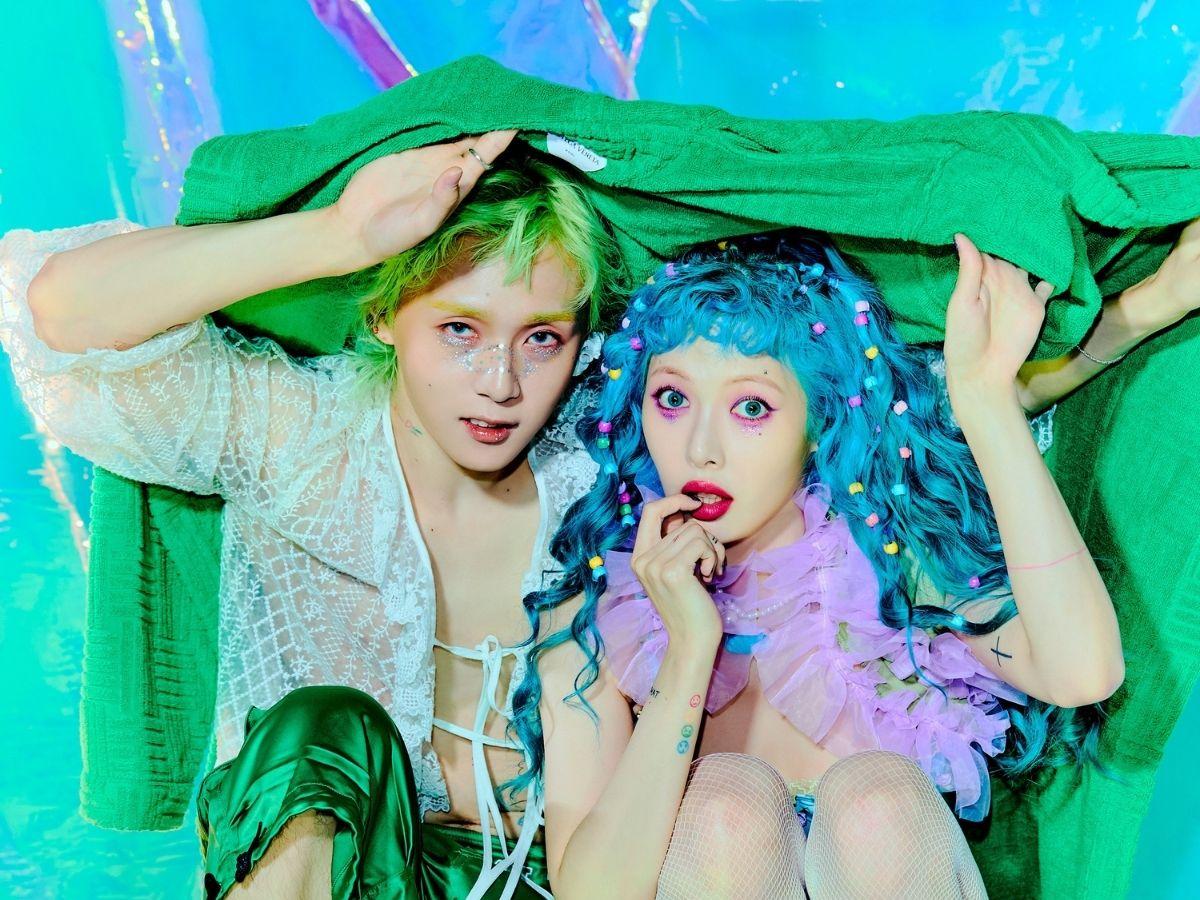 Get A Peep Into Hyuna And Dawn S World With Lustrous