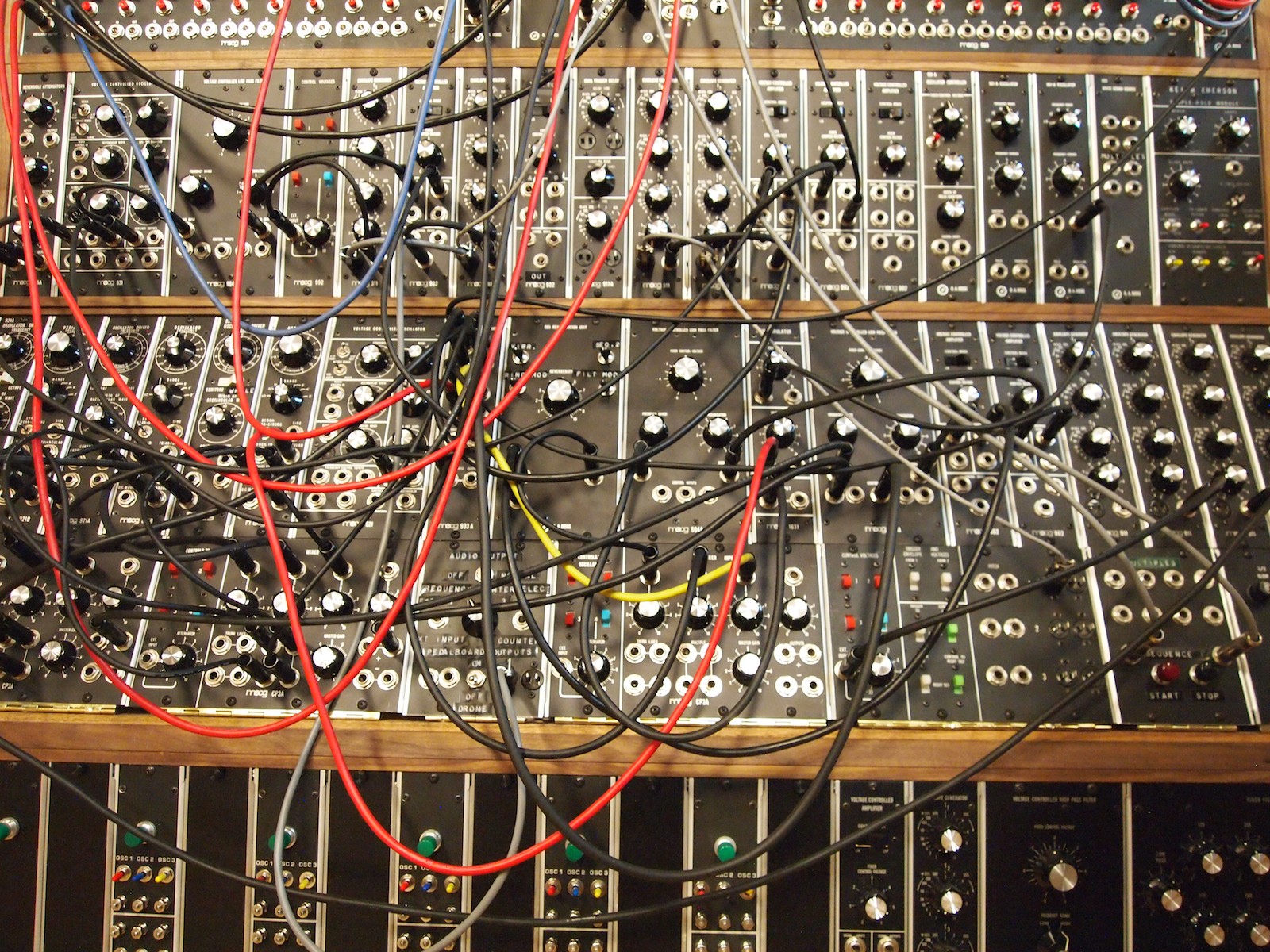 Just Do It Moog Engineer Explains Why They Remade Keith Emerson S
