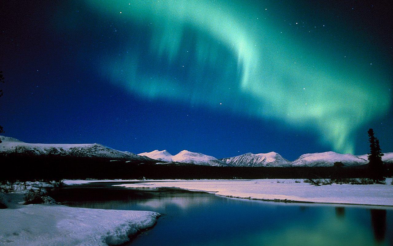 Northern Lights HD Wallpaper Background Image