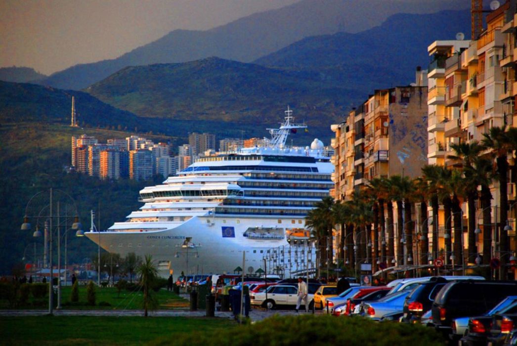 Izmir Trawel Beatiful Turkey Wallpaper