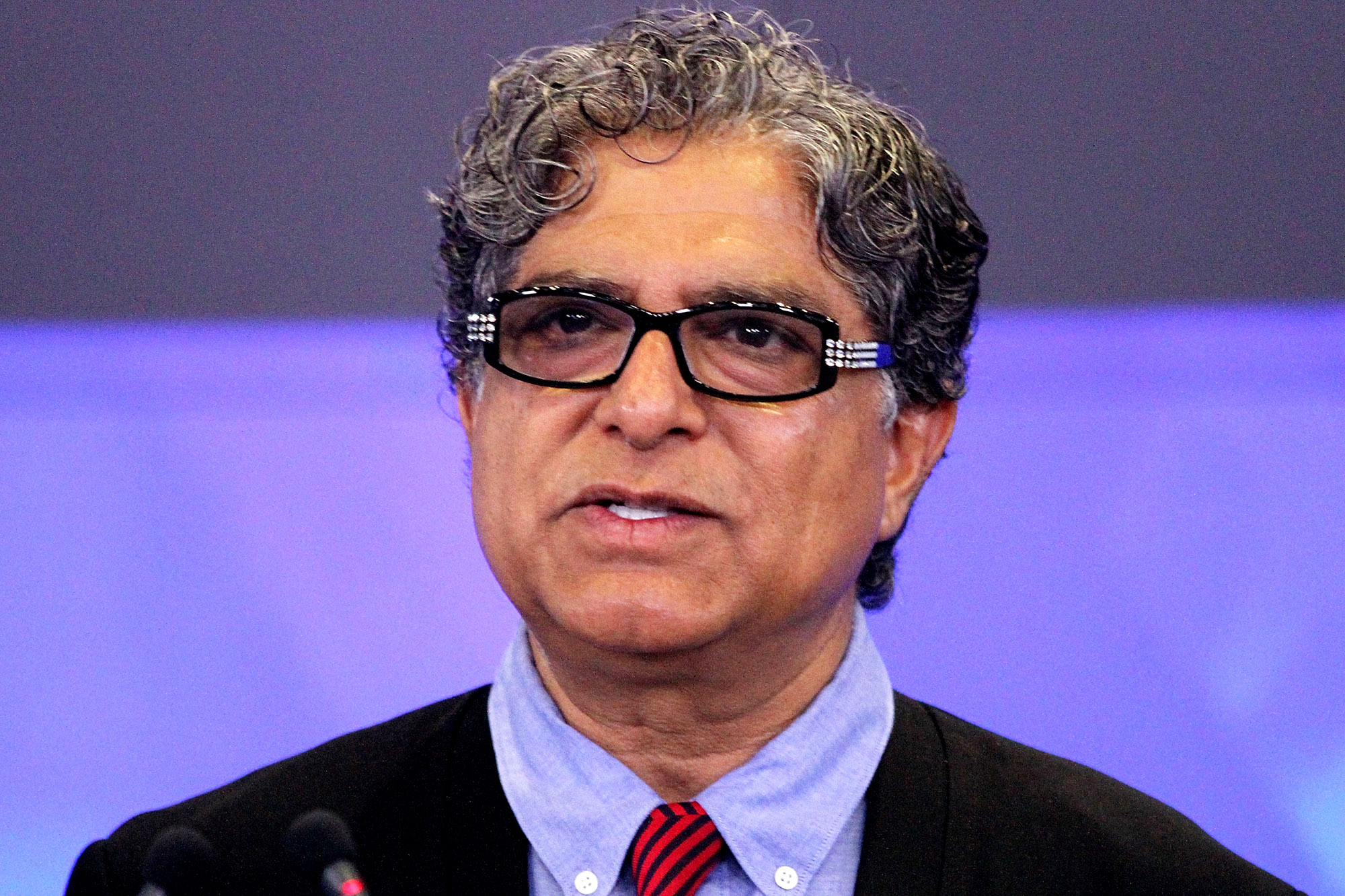 Deepak Chopra Wallpaper