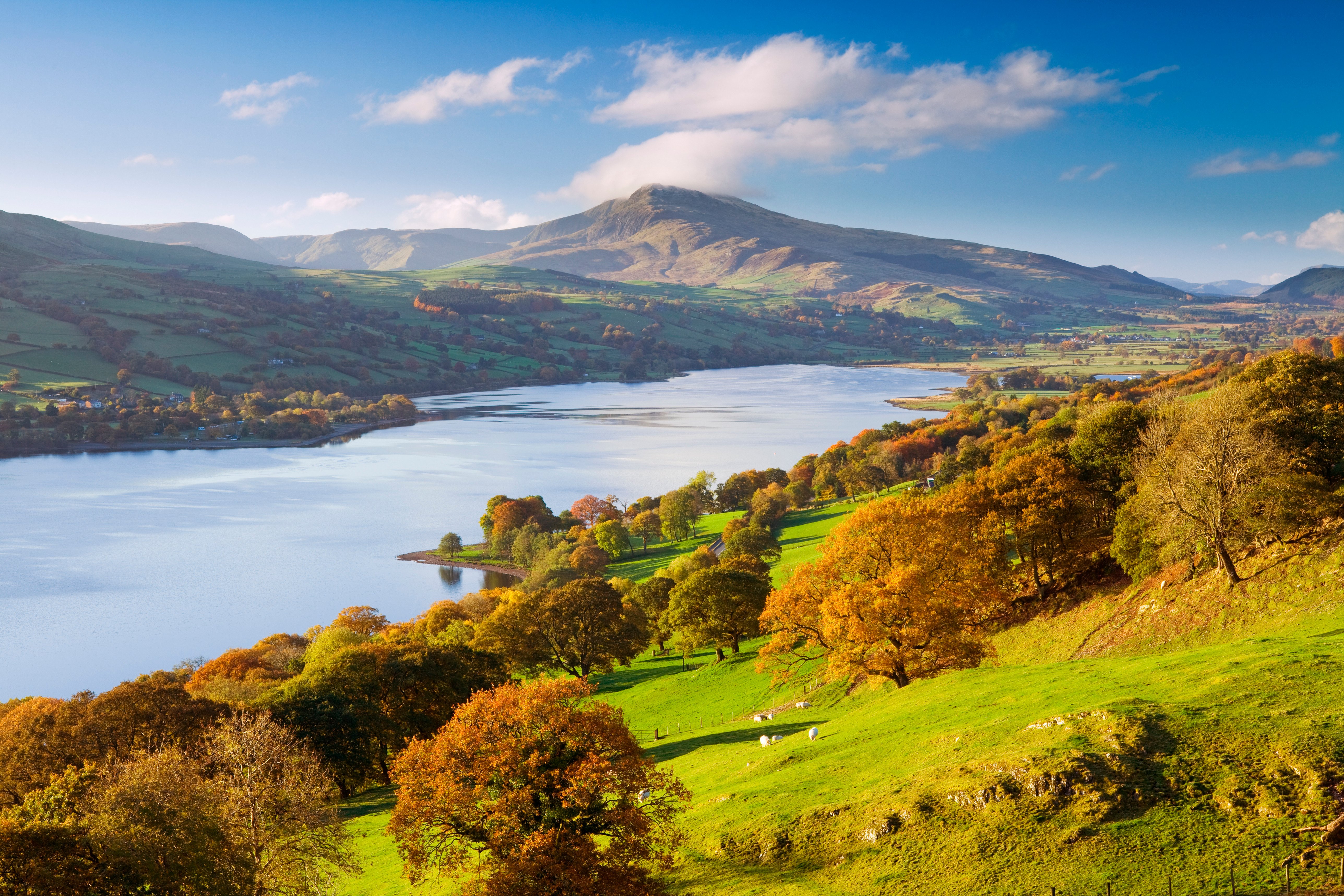  and the Aran Hills in the Snowdonia National Park in Wales Beautiful