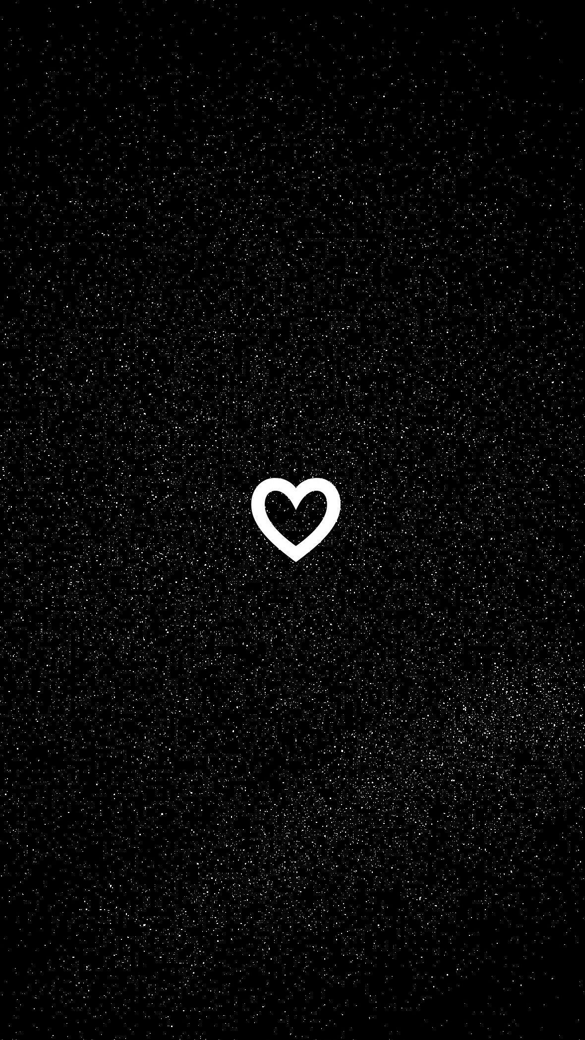 Aesthetic Dark Heart Wallpaper
