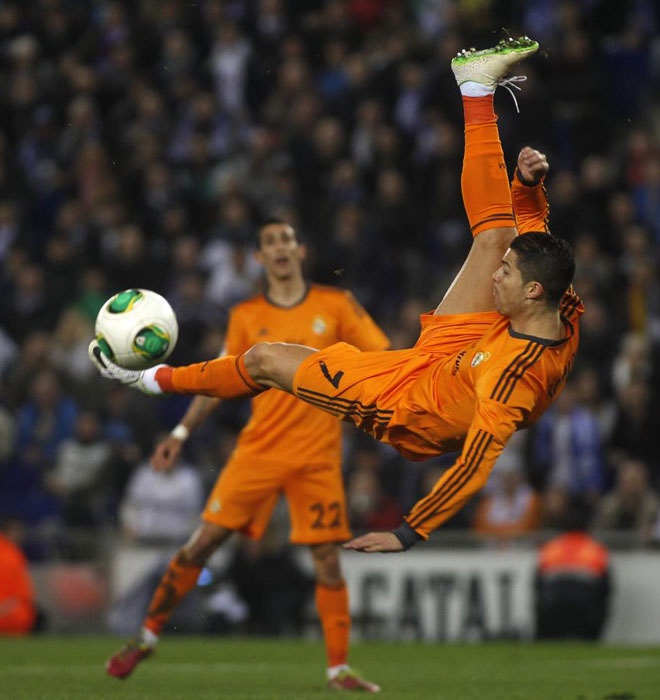 Cristiano Ronaldo Fresh Airs A Bicycle Kick Lands On His