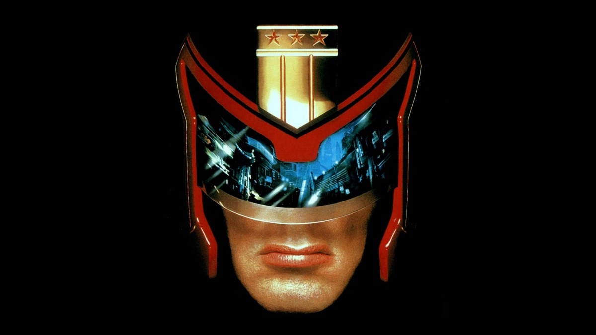Video Top Bad Superhero Movies Judge Dredd
