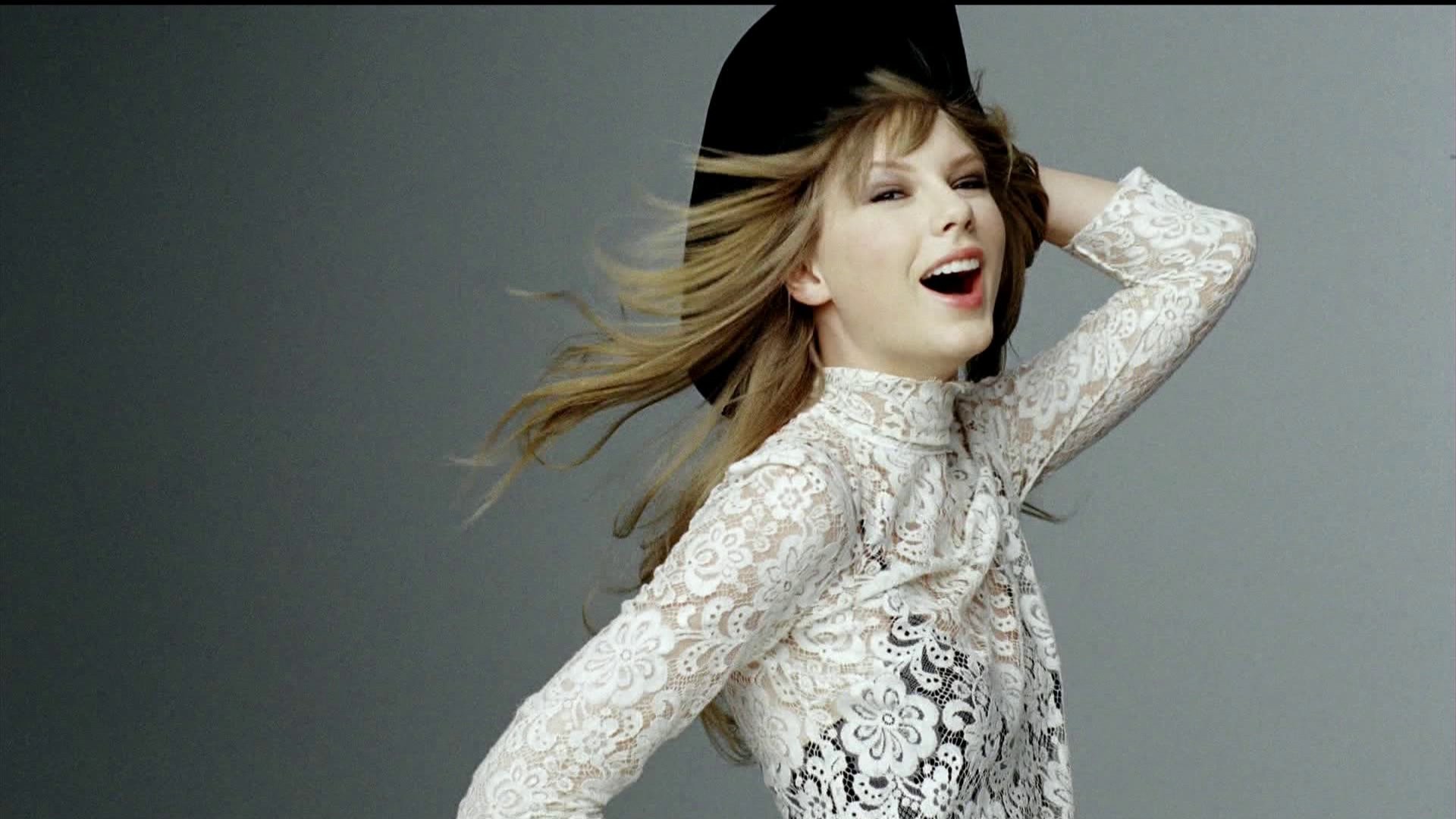 Taylor Swift Black Hat Wallpaper HD