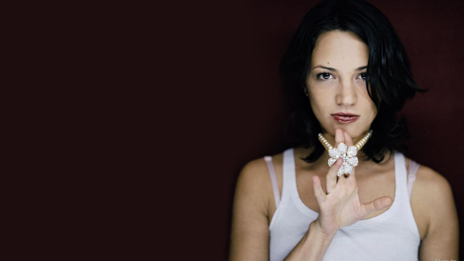 Asia Argento Movies wallpaper in 1536x864 resolution