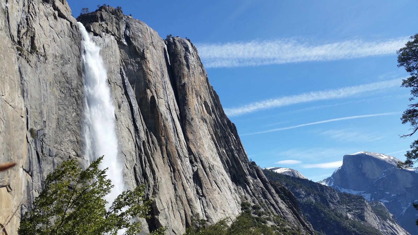 Yosemite Falls Desktop Background
