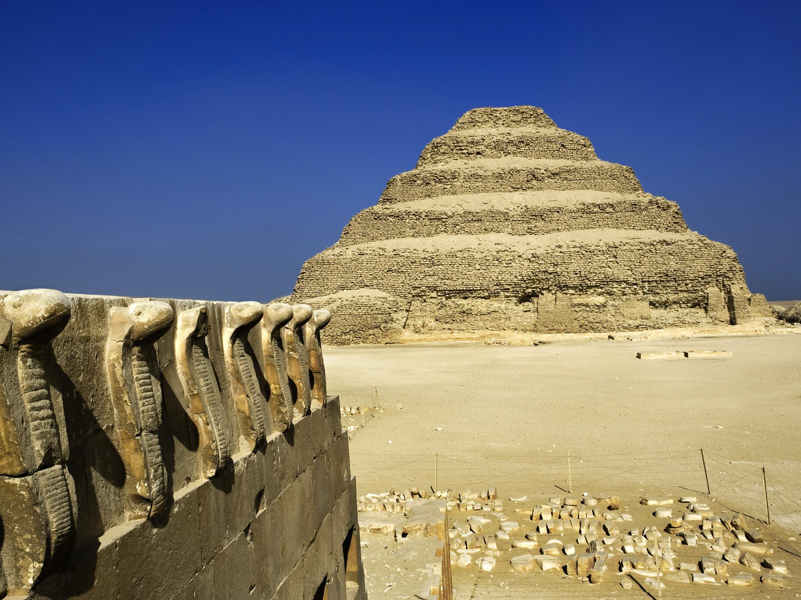 Amazing Cultures Building The Pyramids Of Egypt
