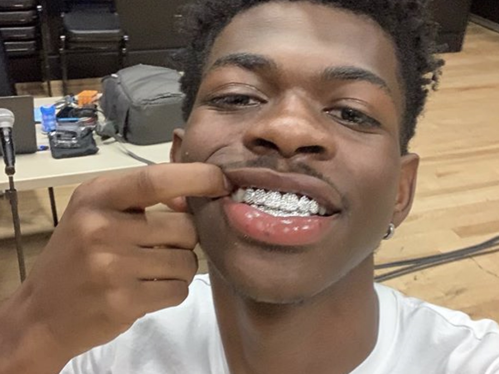 Even Call Of Duty Is Co Signing Lil Nas X Sohh