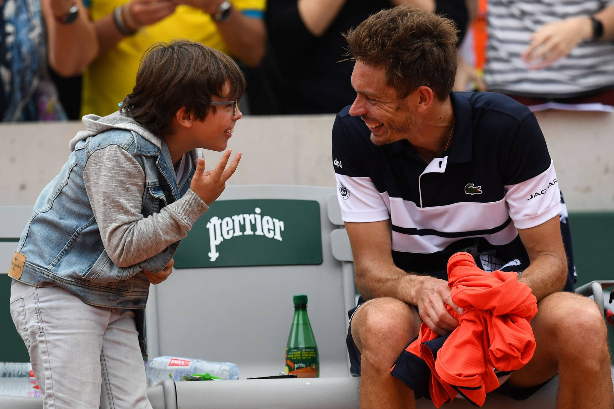Nicolas Mahut And Son Conversation Wallpaper