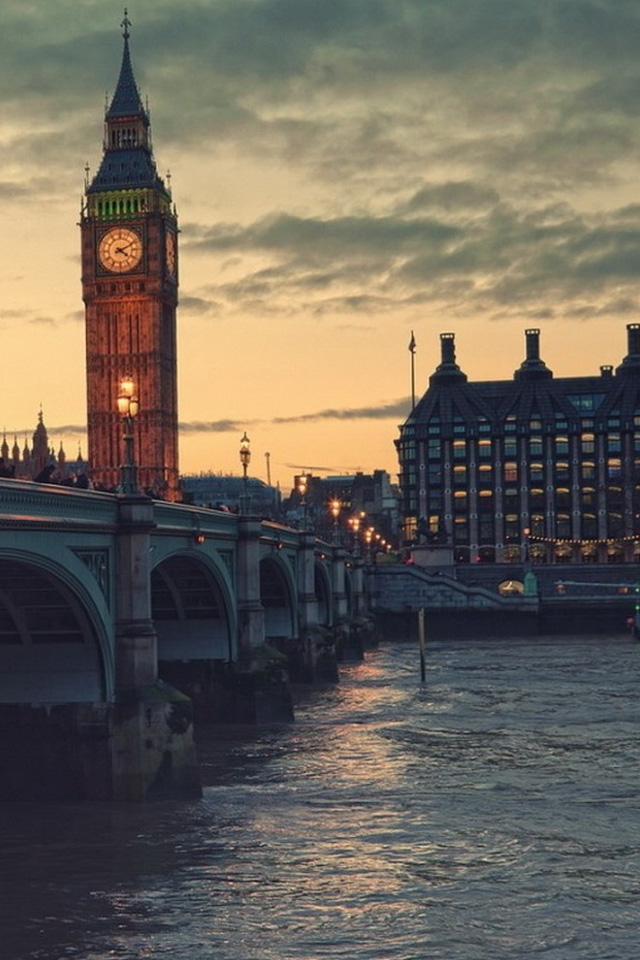 City Of London Bridge iPhone Wallpaper Background