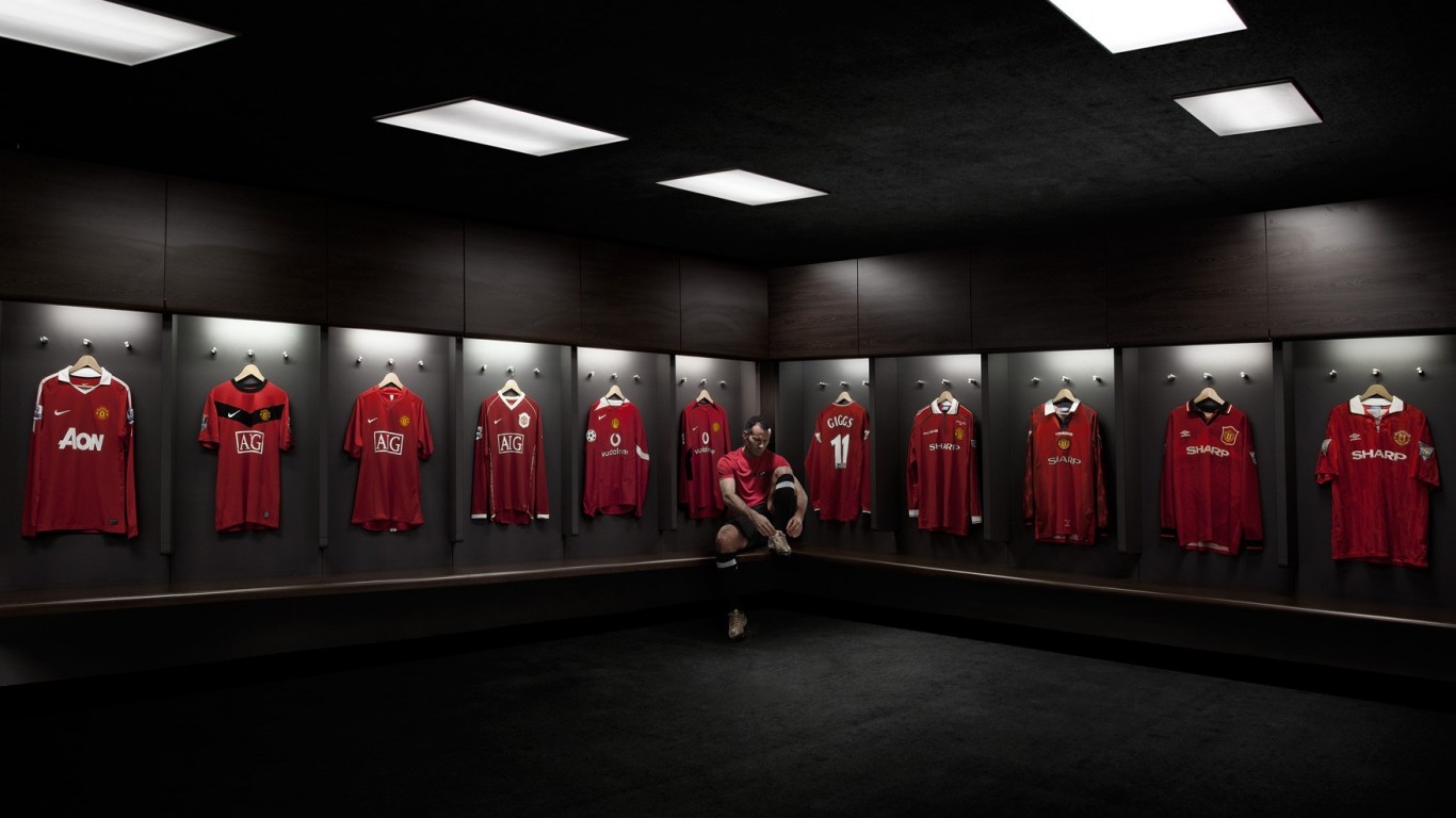 Ryan Giggs Manchester United Wallpaper Desktop Background For