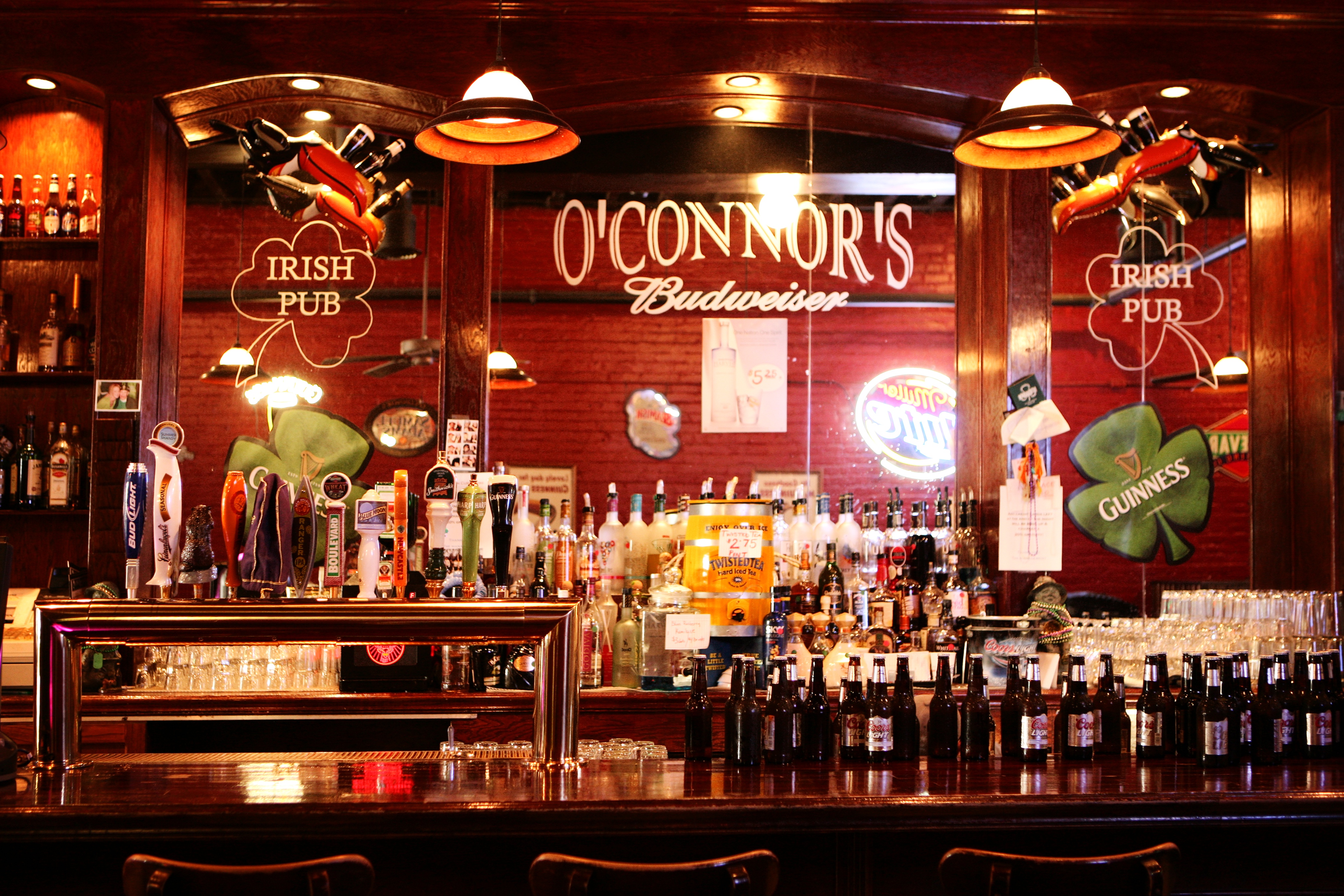 Irish Pub Zoom Background Line 17qq