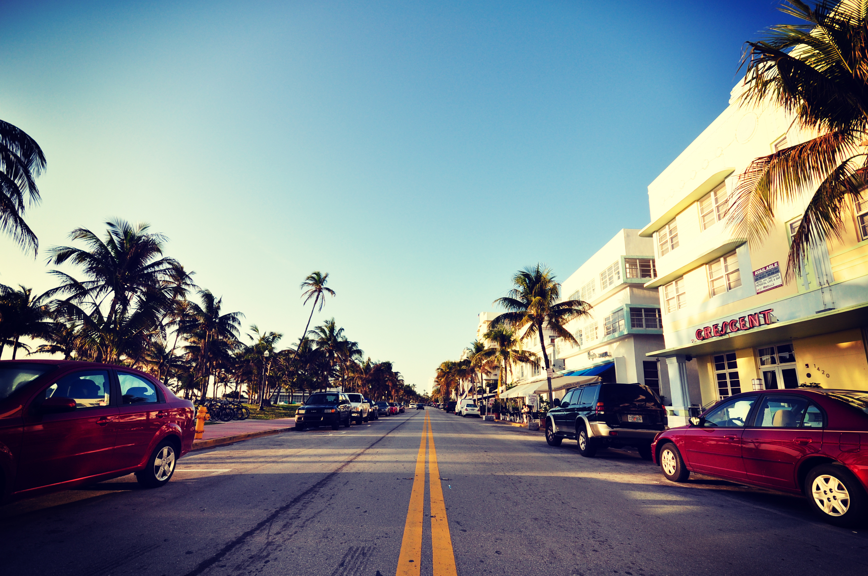 Miami Fl Florida South Beach Sky Road Car Street Trees