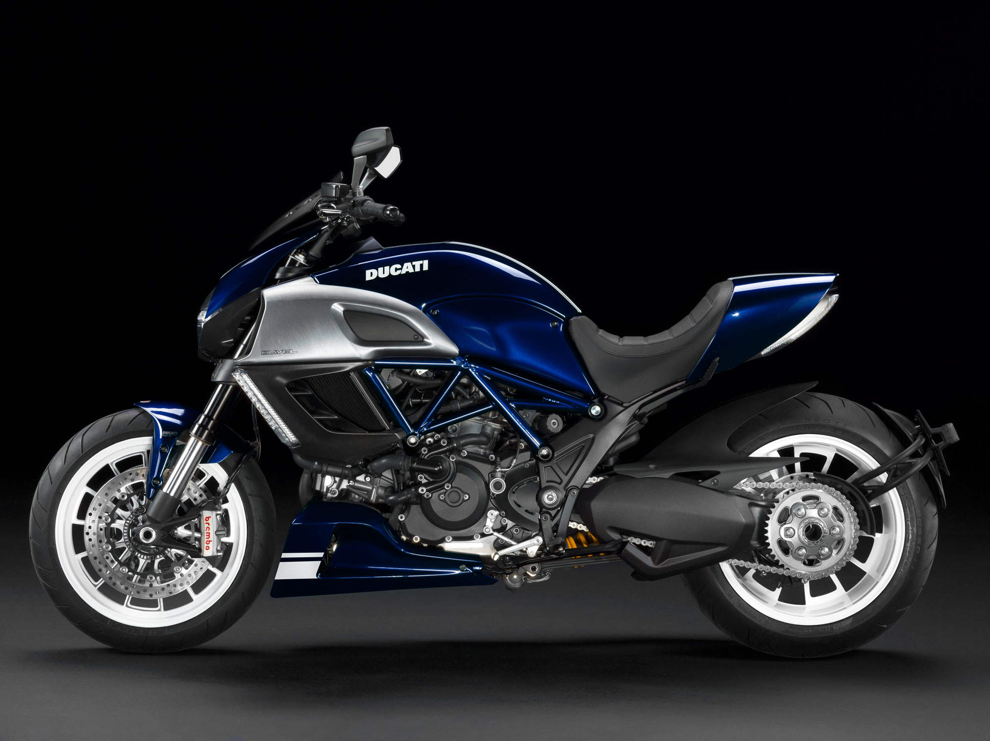 2013 Ducati Diavel q wallpaper 2000x1497 86956 WallpaperUP