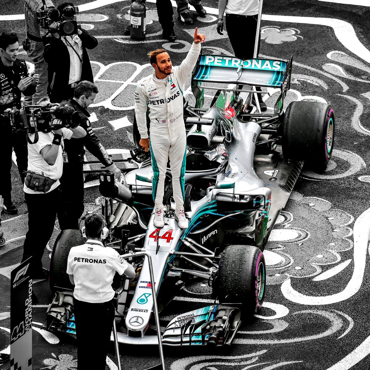 Mercedes Amg Petronas F1 Team On Is Wallpaperthursday A