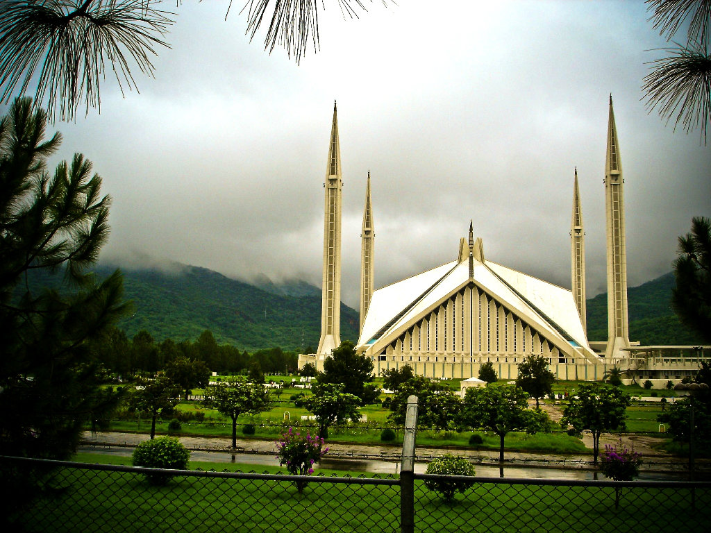 Faisal Mosque Islamabad HD Wallpaper