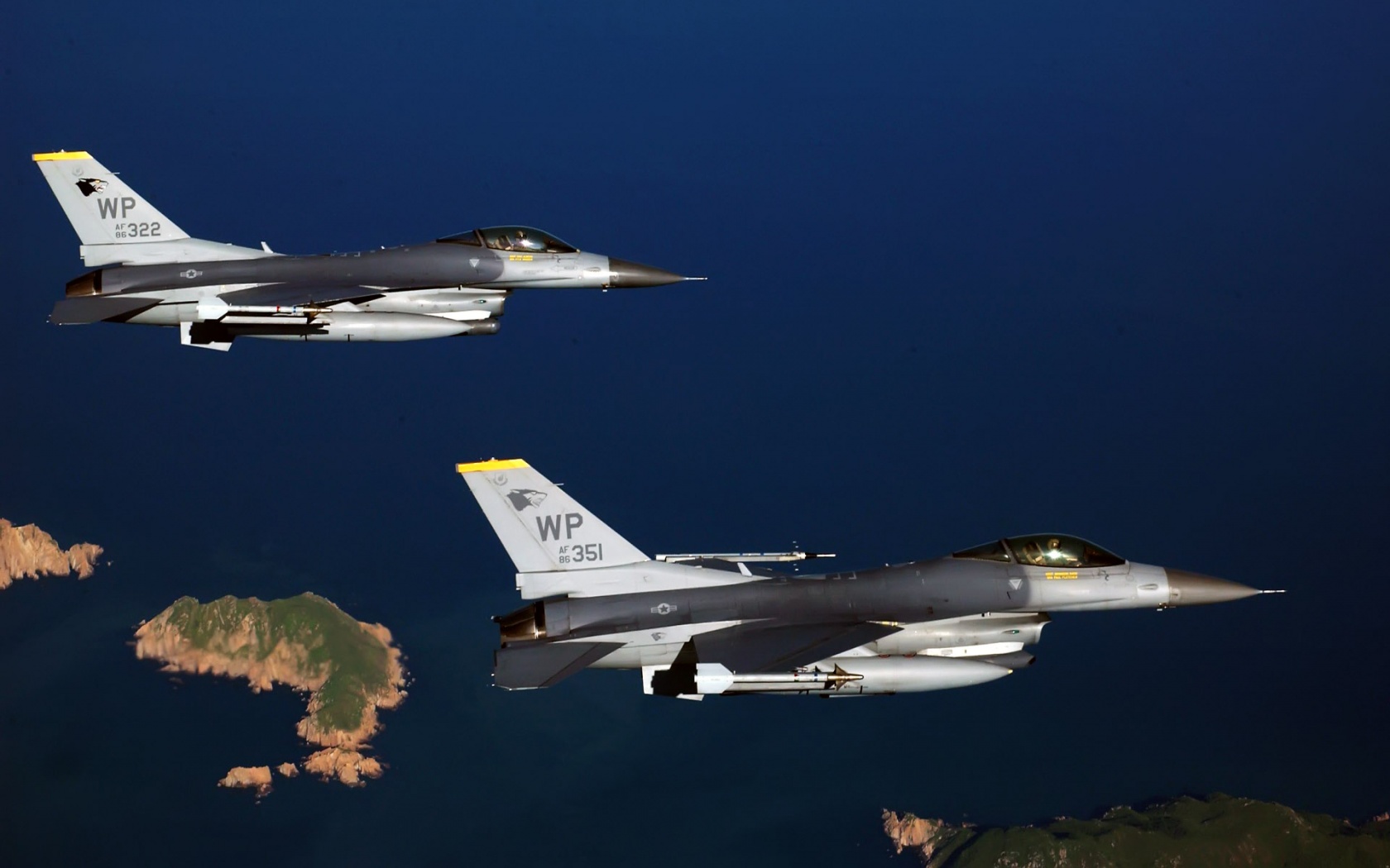 Two F 16 Fighting Falcon Aircrafts Wallpapers HD Wallpapers