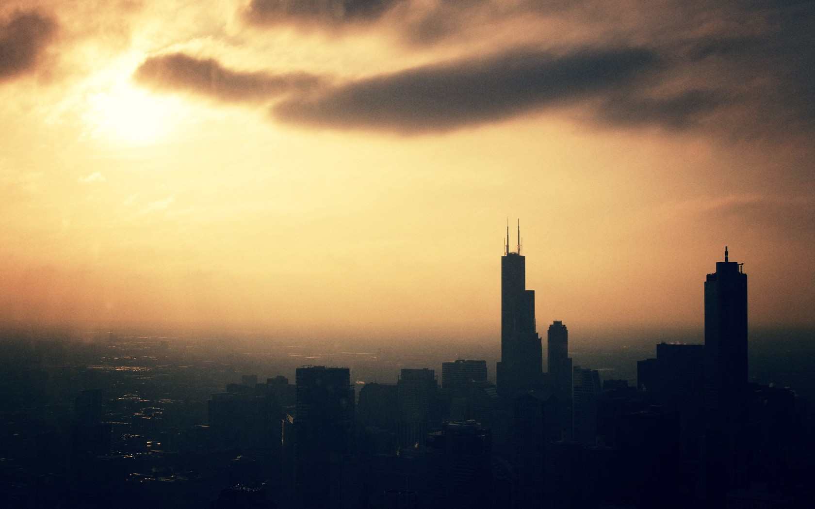 Download Chicago skyline wallpaper 1680x1050