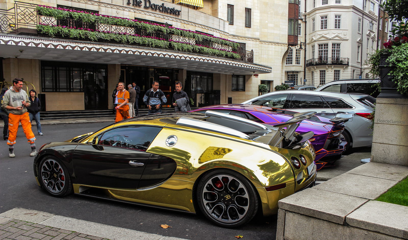 Bugatti Veyron Super Sport Gold Image