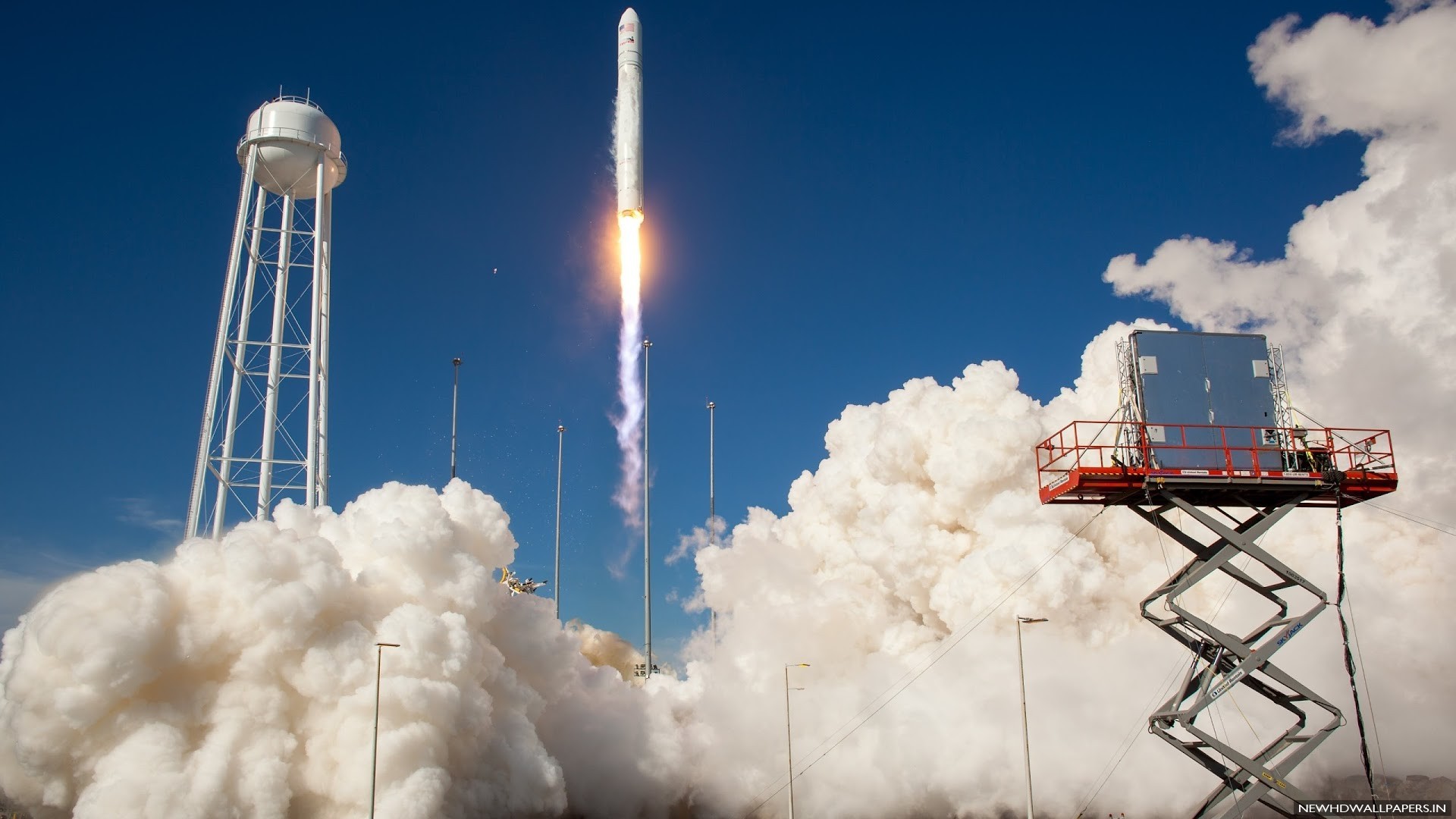 Antares Rocket Test Launch HD Wallpaper New