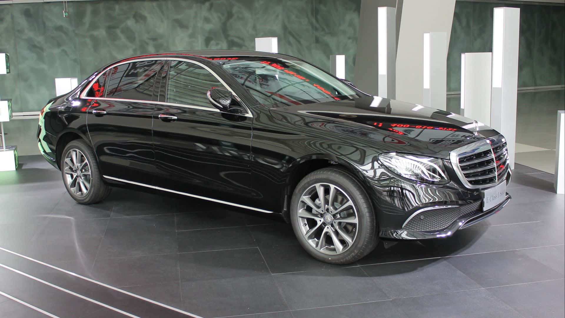 Mercedes Benz Car HD Wallpaper