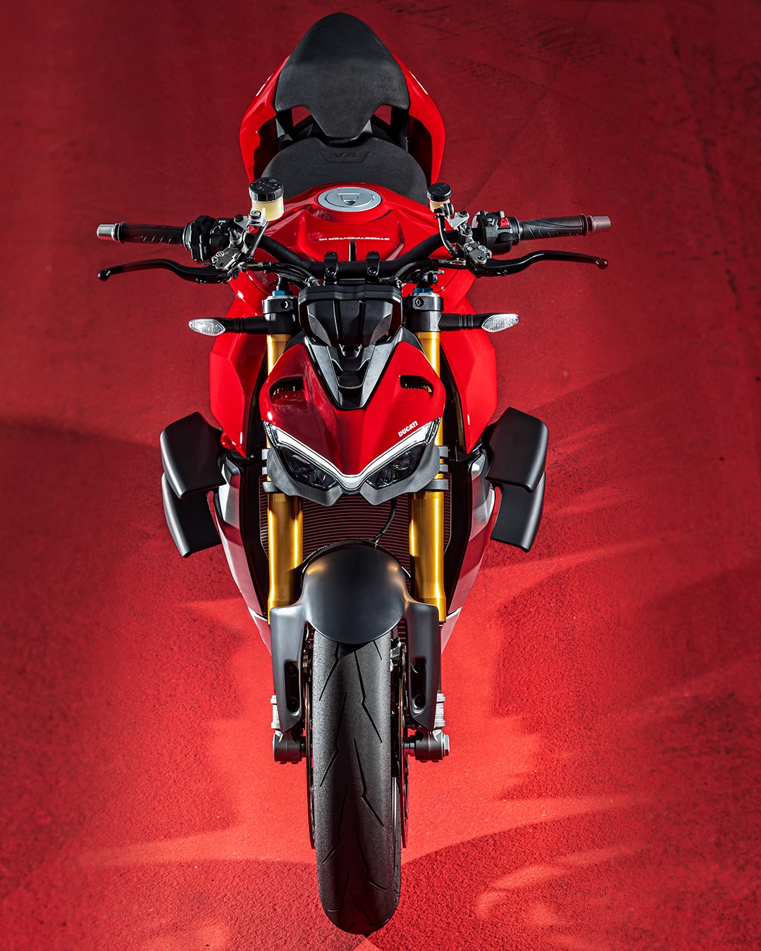 Ducati The new Streetfighter V4 stems from the