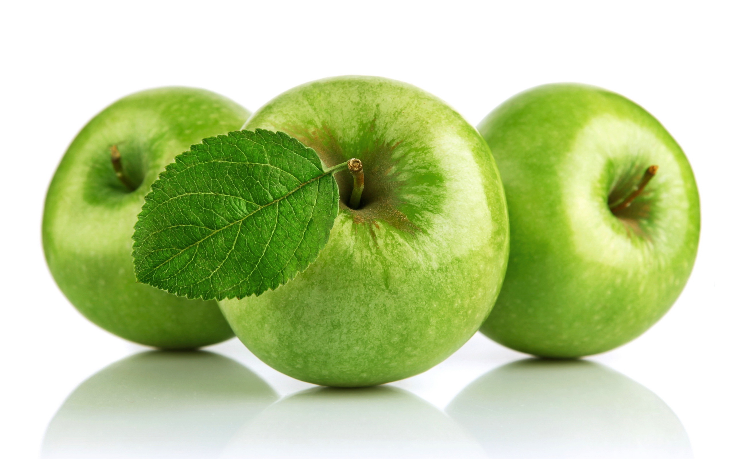 Succulent Green Apples Wallpaper And Image Pictures