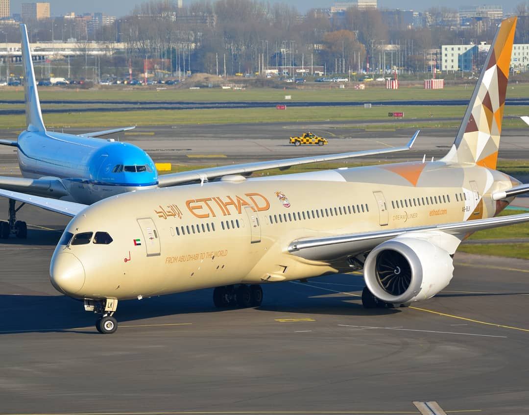 Etihad Dreamliner With A Klm A330 In The Background