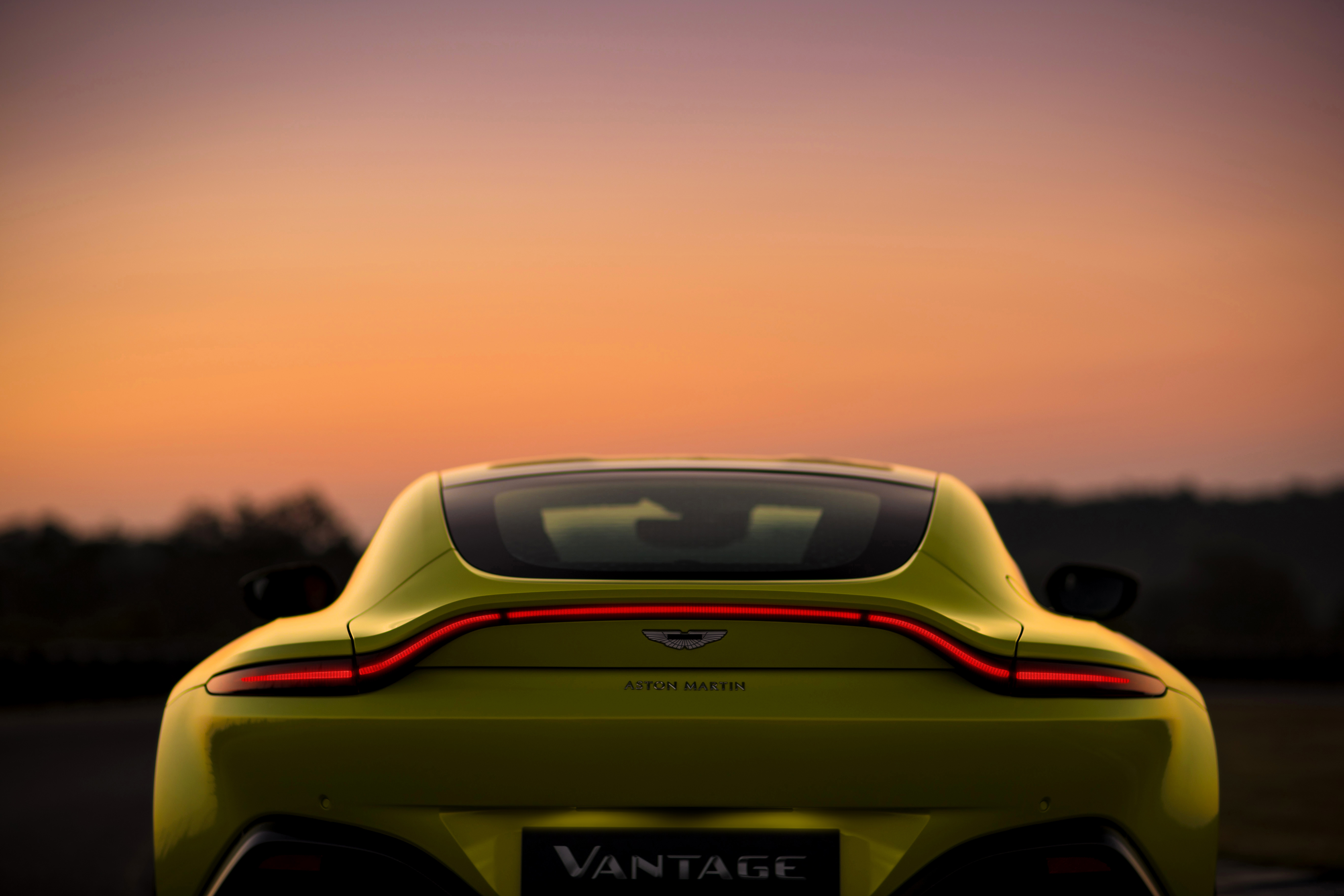 Aston Martin V8 Vantage Unveiled Fortune
