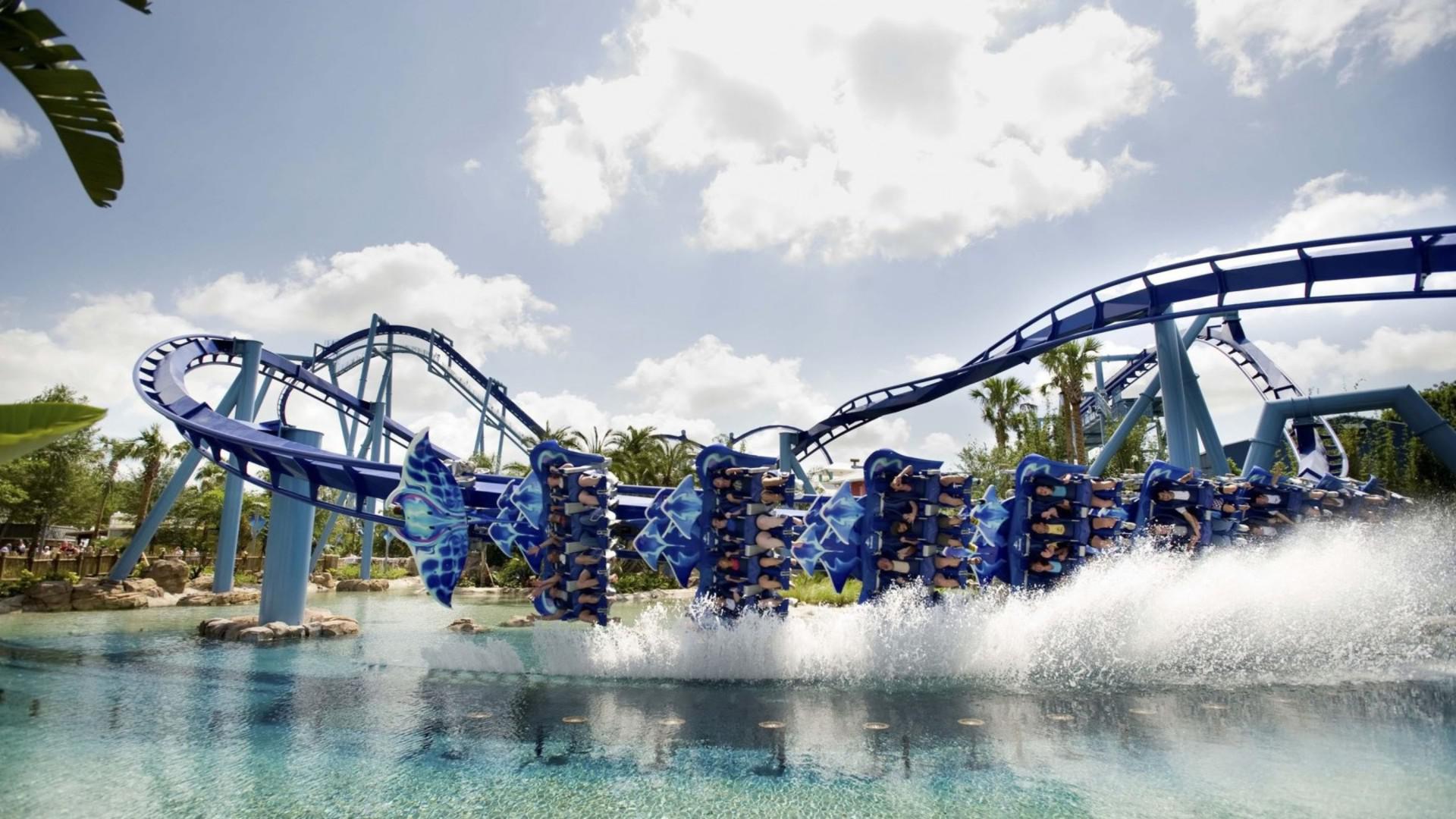Manta Flying Roller Coaster Seaworld Orlando Wallpaper