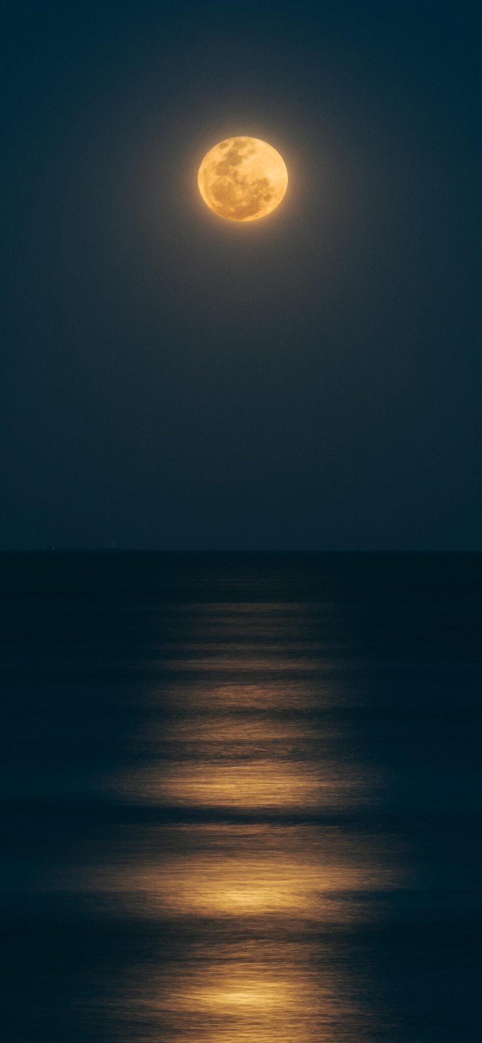 Best HD Moon Phone Wallpaper