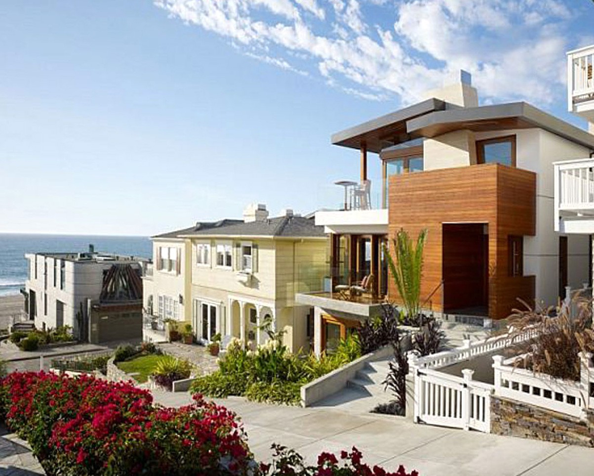 Beautiful Beach House Design In California Wallpaper