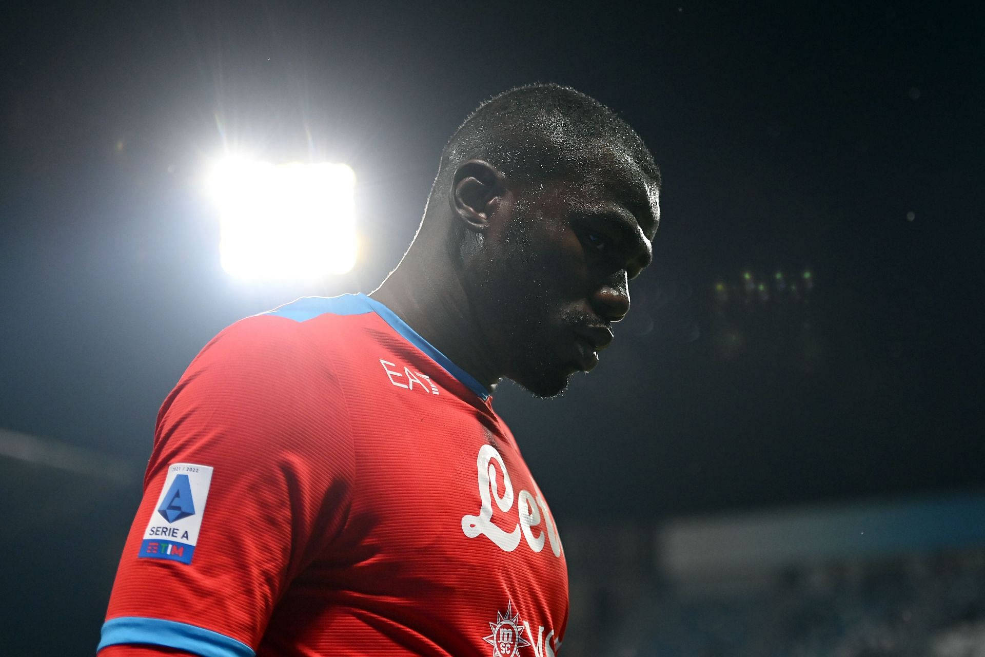 Kalidou Koulibaly Low Angle Shot Smu6dwyfss32bv68 Wallpaper