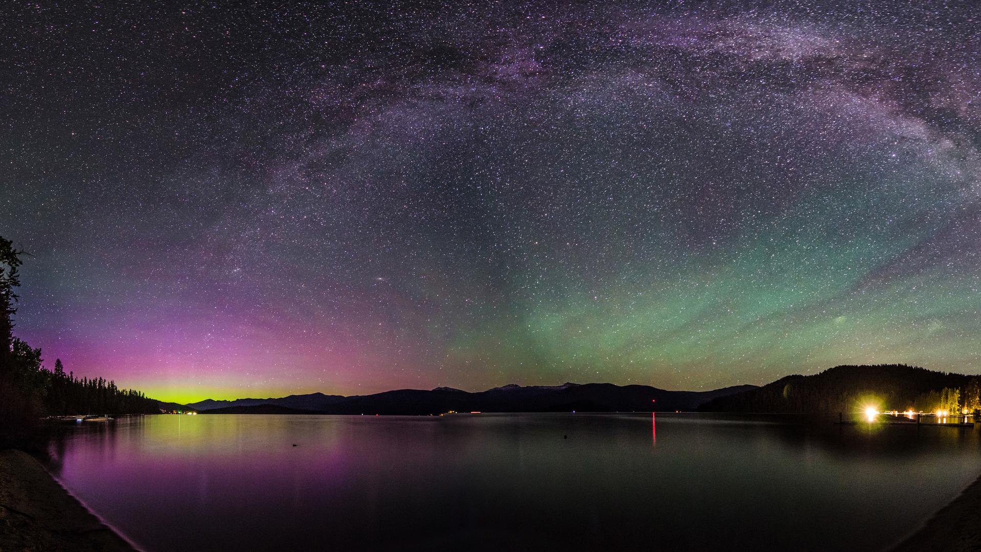 Aurora Borealis Northern Lights Night Stars Lake Wallpaper
