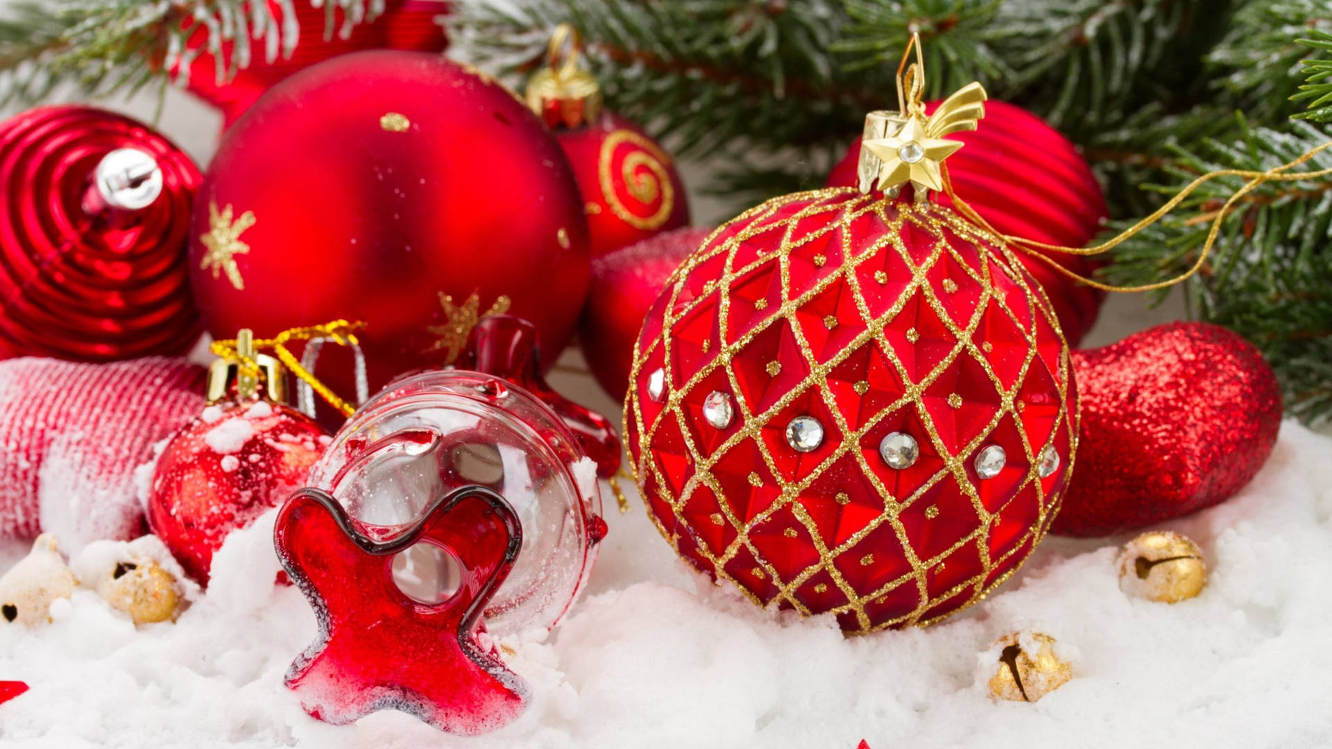 Christmas Balls Wallpaper