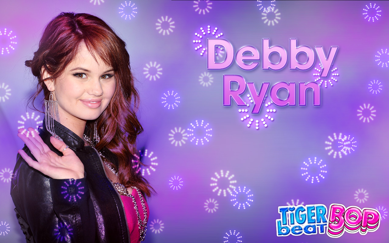 Countdown To The Holidays With Debby Ryan Bop And Tiger