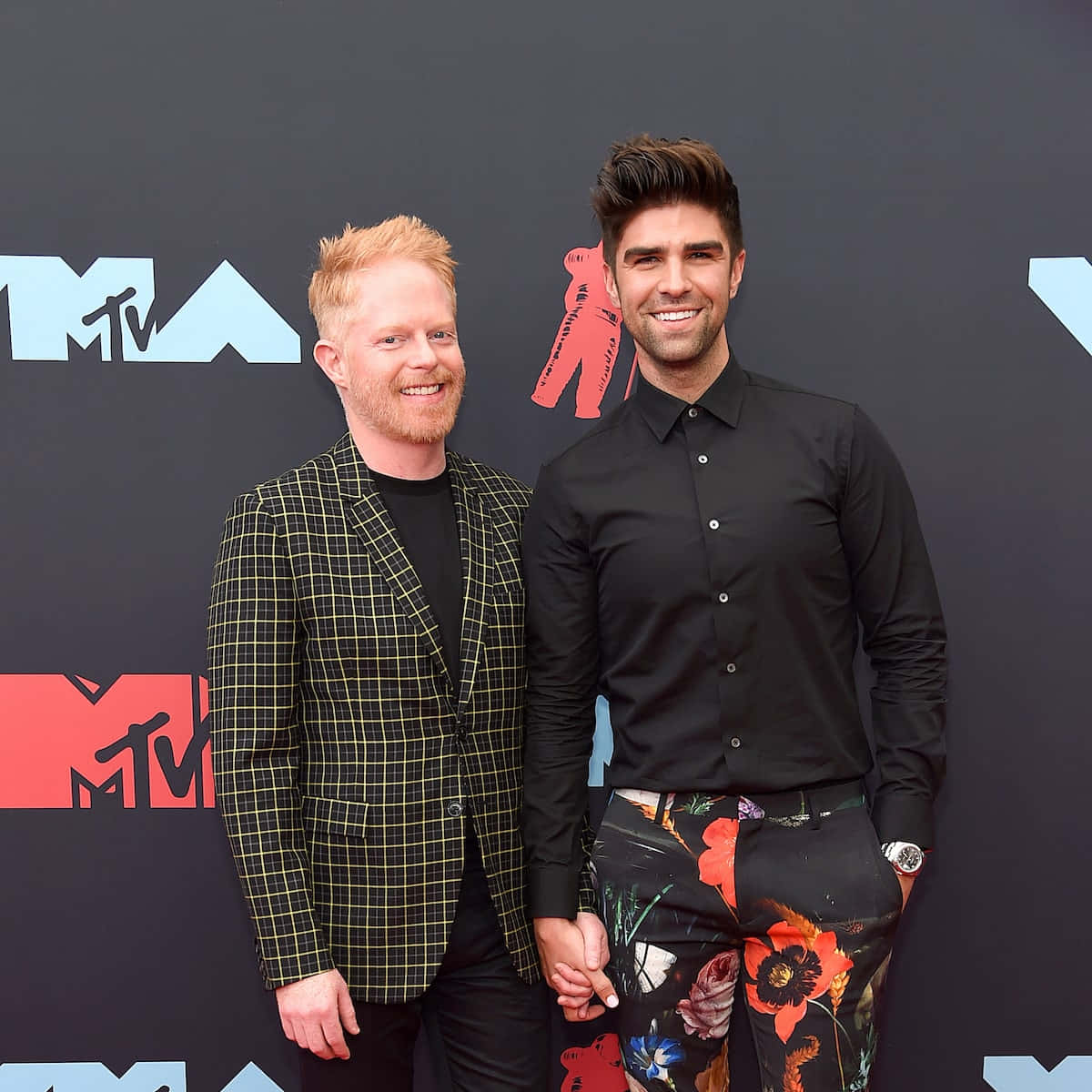 Jesse Tyler Ferguson X Wallpaper